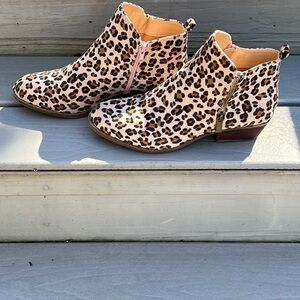 Stylish Leopard Print Ankle Booties